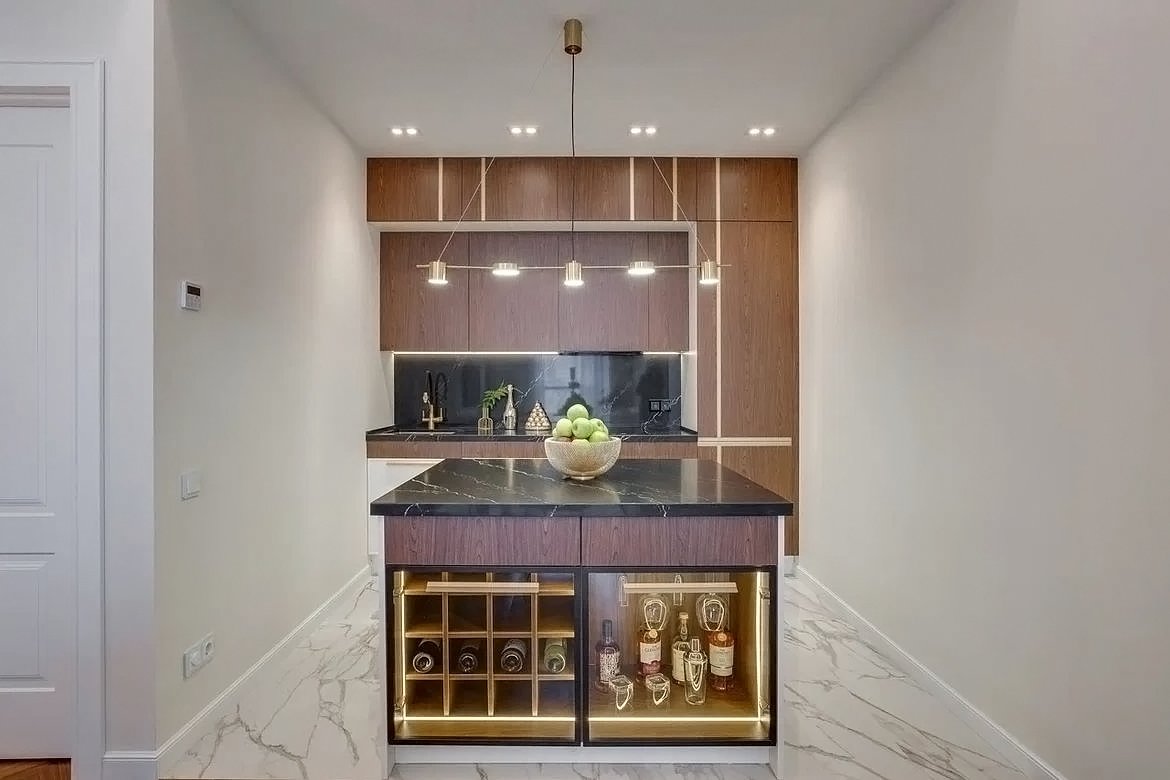 WALNUT GOLD Кухня — общий вид